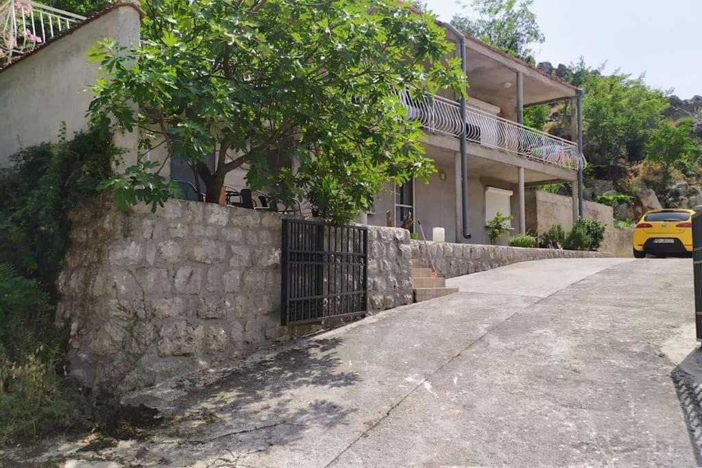 Nature Bay Apartment Kotor Exterior photo