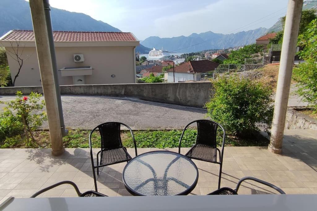 Nature Bay Apartment Kotor Exterior photo